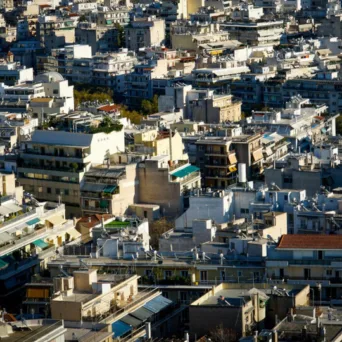 Αγορά ακινήτων: Γιατί τα πολυτελή ακίνητα δεν πωλούνται εύκολα παρά τη δυναμική της αγοράς