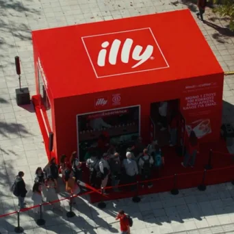 Ο illy έφερε το κοινό σε επαφή με την εμπειρία “Why We Make It” στην Πλατεία Συντάγματος