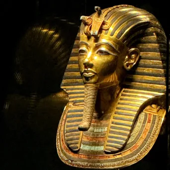 Από τους Φαραώ στους CEO: Η Ηγεσία μέσα από τους Αιώνες