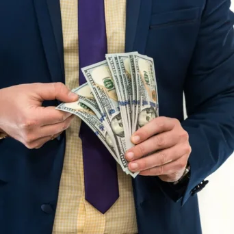 Όταν το χρήμα παύει να είναι αριθμός και γίνεται καθρέφτης