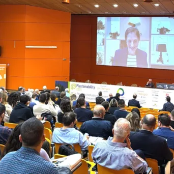 Η βιομηχανία πλαστικών επιλέγει σταθερά την αειφορία - Τι συζητήθηκε στο PLASTAINABILITY 2025 powered by Protergia
