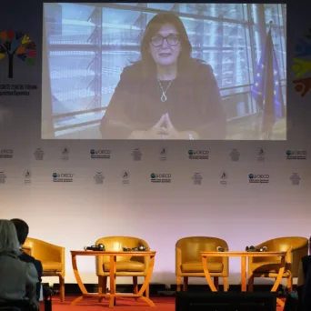 Ε.Ε: Νέο σχέδιο για την κατοικία και νομική πρωτοβουλία για τις βραχυχρόνιες μισθώσεις