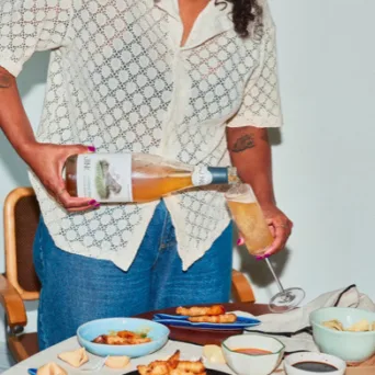 Αφρώδες Τσάι: Μια νέα πολυτέλεια με φυσαλίδες χωρίς το αλκοόλ