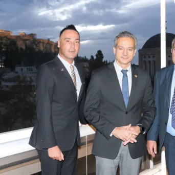 To Ελληνικό Εμπόριο στέκεται στο πλευρό των Εθελοντών Αιμοδοτών