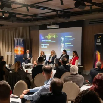 EY: Οι εταιρικές αναφορές μετασχηματίζονται με AI, CSRD - Εξελίξεις στα πρότυπα IFRS και ESRS
