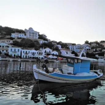 Αυξάνεται η χρονική διάρκεια υλοποίησης του προγράμματος Κοινωνικού Τουρισμού της ΔΥΠΑ για εργαζομένους και ανέργους περιόδου 2025–2026