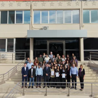 Οι συμμετέχοντες του 1ου εκπαιδευτικού κύκλου της Βιο-Ακαδημίας της DEMO έλαβαν πιστοποίηση παρακολούθησης από την TÜV NORD Ελλάδας