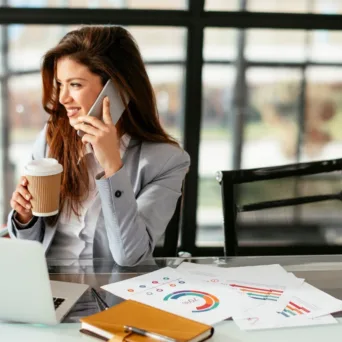 Το παράδοξο της ευμάρειας: Γιατί η επιτυχία οδηγεί συχνά σε υπαρξιακό κενό