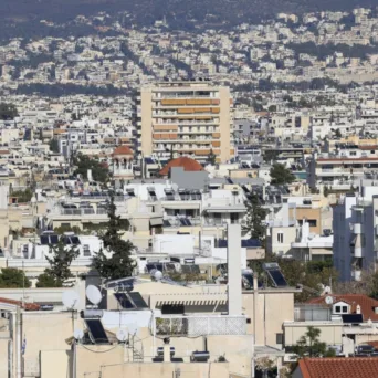 Μητσοτάκης: 6 μέτρα για την αντιμετώπιση της στεγαστικής κρίσης - Πώς επηρεάζεται η βραχυχρόνια μίσθωση, τι αλλάζει για κατασκευαστές