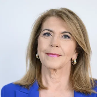 Αγγελίνα Μιχαηλίδου, Response S.A: «Από νωρίς "είδα" τον εαυτό μου σε ρόλους διοίκησης»