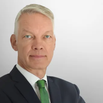 Ο Roland W. Schacht αναλαμβάνει Business Unit Director της Διεύθυνσης Επαγγελματικών Οχημάτων και Μηχανημάτων του Ομίλου Σαρακάκη