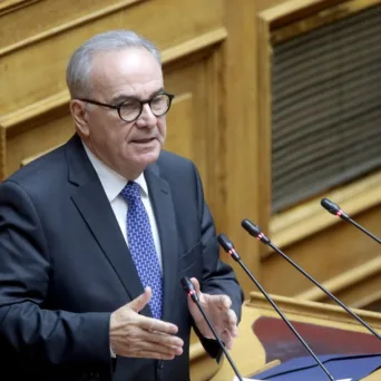 Παπαθανάσης: Υπηρεσίες υποστήριξης για την ένταξη φοιτητριών και φοιτητών στην αγορά εργασίας με χρηματοδότηση από το ΕΣΠΑ