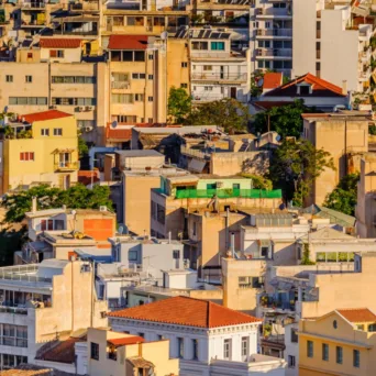 ΕΛΙΤΗΕ: «Γερασμένα» τα κτήρια στην Ελλάδα, παλιές οι ηλεκτρικές εγκαταστάσεις - Τι προτείνει για την αναβάθμιση της ασφάλειας