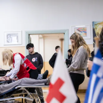 O Ελληνικός Ερυθρός Σταυρός πραγματοποίησε μεγάλη εθελοντική αιμοδοσία στο Αρσάκειο Ψυχικού