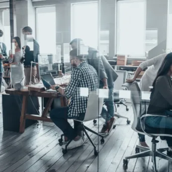 Απασχόληση στην Ελλάδα: Μια δύσκολη εργασιακή εξίσωση παρά τη θετική εικόνα των αριθμών