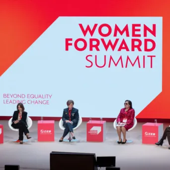 Women Forward Summit του ΣΕΒ: Γυναίκες που ξεπερνούν τα στερεότυπα καταθέτουν τις προσωπικές εμπειρίες τους
