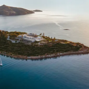 Η Bluegr Hotels & Resorts επιβραβεύεται με Χρυσή Διάκριση Zero Waste HORECA 2026 για τη συστηματική της επένδυση στη βιωσιμότητα