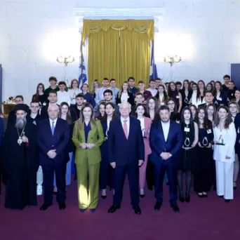Η Eurobank βράβευσε τους 64 «Πρώτους των Πρώτων» αριστούχων αποφοίτων Λυκείων παρουσία του Προέδρου της Δημοκρατίας