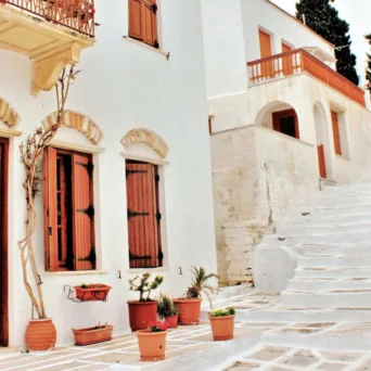 O πόλεμος και η αύξηση του ενεργειακού κόστους βάζουν εμπόδια στον τουρισμό - Η αργία της 25ης Μαρτίου θα δείξει τις τάσεις