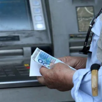 Αυτές είναι οι ημερομηνίες για τις συντάξεις Απριλίου - Νωρίτερα η καταβολή τους λόγω της 25ης Μαρτίου