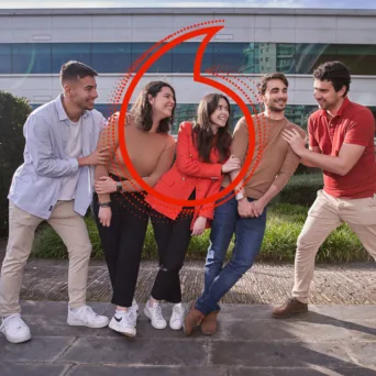 Περισσότεροι από 90 νέοι εντάχθηκαν στα προγράμματα καριέρας της Vodafone