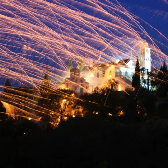 Πάσχα με ασφάλεια: Τι ισχύει για τα πυροτεχνήματα