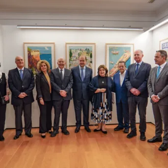 Η Alpha Bank εγκαινίασε στην Κέρκυρα την έκθεση «Ελλάδα, χώρα αναφοράς. Η τέχνη στις αφίσες του ΕΟΤ (1929–1976)»