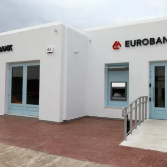 Eurobank: Ενισχύει το πρόγραμμα στήριξης των τουριστικών επιχειρήσεων
