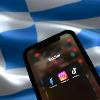 Απαγόρευση social media για κάτω των 15 από το 2027
