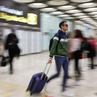 Τράπεζα της Ελλάδος: Ξεπέρασαν το 1 δισ. ευρώ οι ταξιδιωτικές εισπράξεις στο δίμηνο Ιανουαρίου-Φεβρουαρίου 2026 με αύξηση 70%