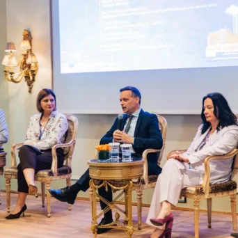 Τουρισμός: H Αθήνα ανοίγει τις πύλες της - «ισχύς εν τη ενώσει» Δήμος, ΔΑΑ, Aegean και αρμόδιοι φορείς