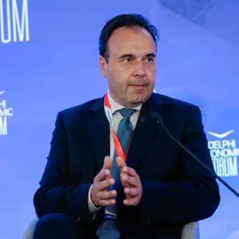 Δημήτρης Παπαστεργίου από Φόρουμ Δελφών: Πρέπει να βάλουμε ένα τέλος στην ανωνυμία στο διαδίκτυο