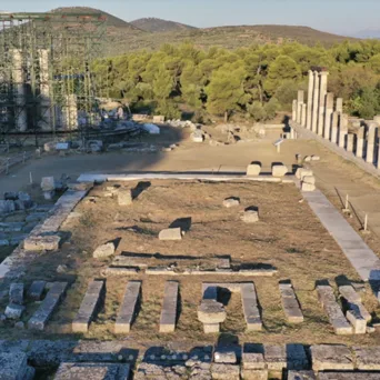Δελφοί - Επίδαυρος: μια πολιτιστική αντίστιξη στη σημειολογία της εποχής