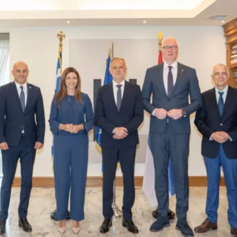 Νέα ώθηση στη συνεργασία Ελλάδας - Σερβίας για τον σχολικό και πανεπιστημιακό αθλητισμό