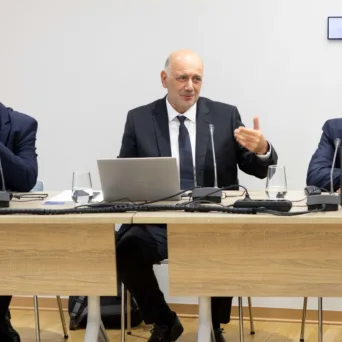 Σε νέα αναπτυξιακή τροχιά η ΕΥΑΘ, με υψηλό μέρισμα, ισχυρή κερδοφορία και επενδύσεις 359 εκατ. ευρώ