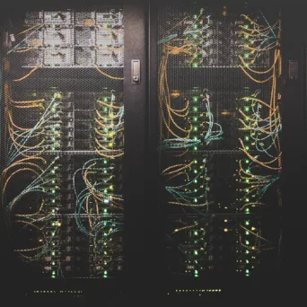 AI με τα δεδομένα σας να μένουν δικά σας: Private RAG συστήματα και συμμόρφωση NIS2