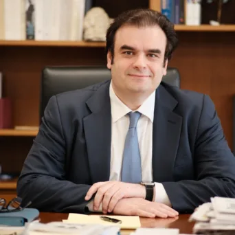 Πιερρακάκης: «Τον Οκτώβριο θα είμαστε εδώ» για το πετρέλαιο θέρμανσης