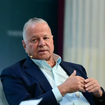 Ευ. Μυτιληναίος στους Financial Times: «Η Ευρώπη κινδυνεύει να χάσει την κούρσα για το γάλλιο»