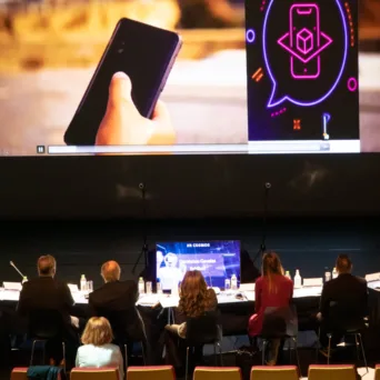 Ένα νέο Innovation Hub, το Innovation Cosmos, δημιουργείται από το Ίδρυμα Μείζονος Πολιτισμού στο Κέντρο Πολιτισμού «Ελληνικός Κόσμος»