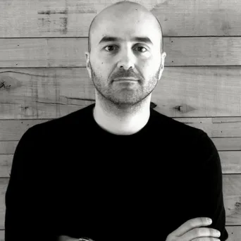 Michael Iskas: "Τα καλύτερα 9.6 και κάτι δευτερόλεπτα στο YouTube που δεν είδαμε ποτέ"