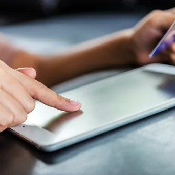 3 στρατηγικά οφέλη που προσφέρει το e-commerce