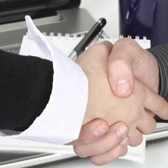 Εσωστρέφεια και Εξωστρέφεια στην Ηγεσία και τη Συνέντευξη Επιλογής Προσωπικού