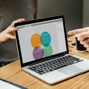 Digital marketing: Freelancer, in-house ή ανάθεση σε agency;