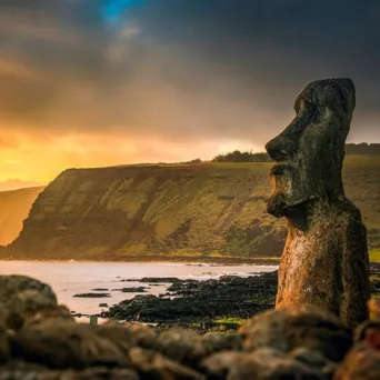Αλήθειες και Μύθοι για το Νησί του Πάσχα