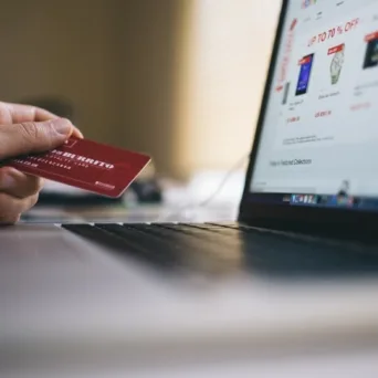 Αύξηση απευθείας πωλήσεων στο e-shop σου ή αλλιώς… πώς «θα νικήσεις το Skroutz»