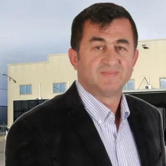 Monolith Greece: Από τα ράφια στην κουζίνα σας με άρωμα Ρωσίας