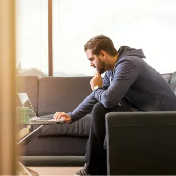 8 βήματα για να προσεγγίσετε αποτελεσματικά υποψήφιους πελάτες στο διαδίκτυο