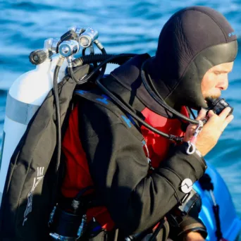 Διακεκριμένος φωτογράφος αναδεικνύει τις ομορφιές του βυθού της Αντιπάρου