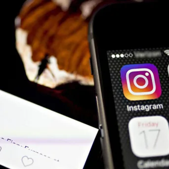 Ναι ή όχι στους Instagram Influencers;