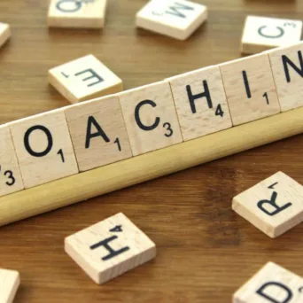 Coaching, ψευδαισθήσεις και η ανυπόφορη αισιόδοξη αλήθεια